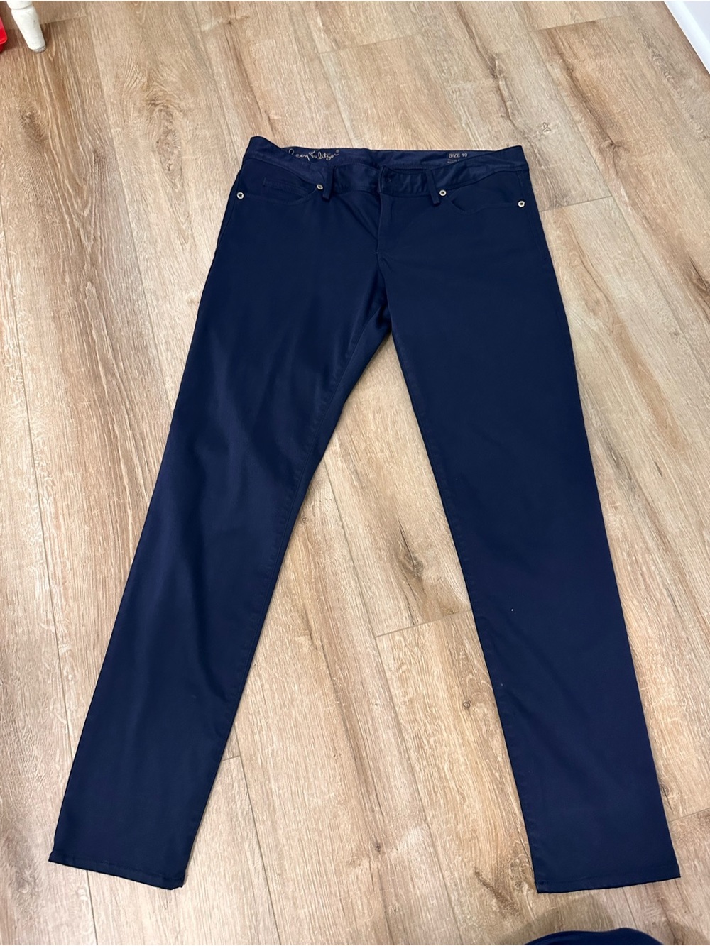 Lilly Pulitzer Navy worth skinny jeans